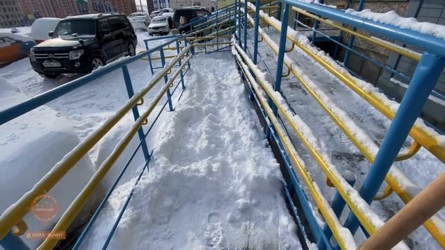 Акция помоги дворнику убрать снег смотреть онлайн