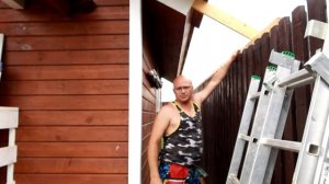 94_Удлиняем крышу у бани.