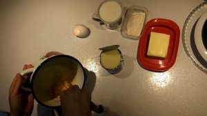Вафельные трубочки с заварным кремом