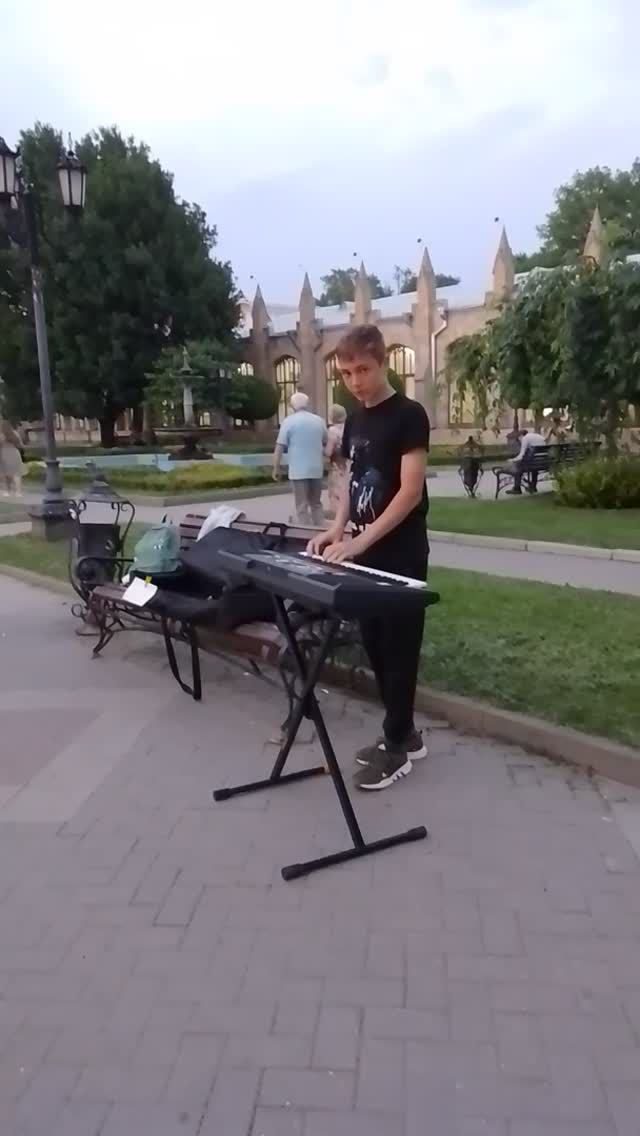 Кисловодск: БАХ - Токката и Фуга Ре Минор / Bach - Toccata and Fugue in D Minor