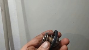 Замена термостата Рено 1.4 и 1.6 8V