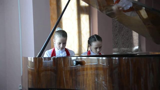 М. Шмитц" Принцесса танцует вальс" исп. Молчанова Е., Канева О. смотреть онлайн