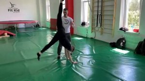 Акробатика. Гимнастика. Рондат. Фляг. Стойка на руках