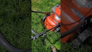 Husqvarna LC140P un fel de unboxing