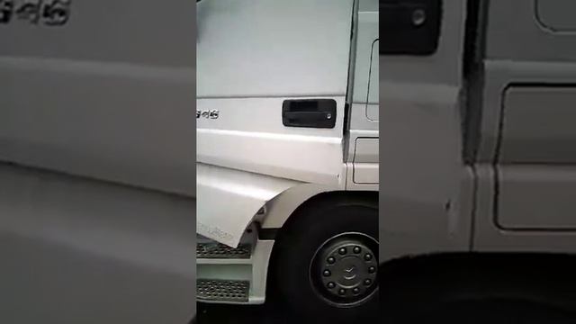 Новая гута, хасиды, реальность... смотреть онлайн