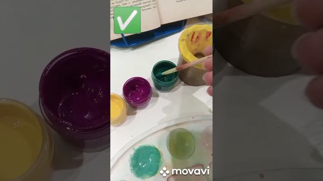 Как правильно смешать краски чтобы получить изумрудный цвет