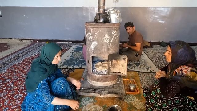 Wonderful nomadic life. Nemat goes to work and the goat gets paid смотреть онлайн