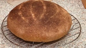 Пшенично-ржаной хлеб с розмарином на закваске