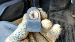 Замена личинки замка багажника ВАЗ2110-ВАЗ 2115.