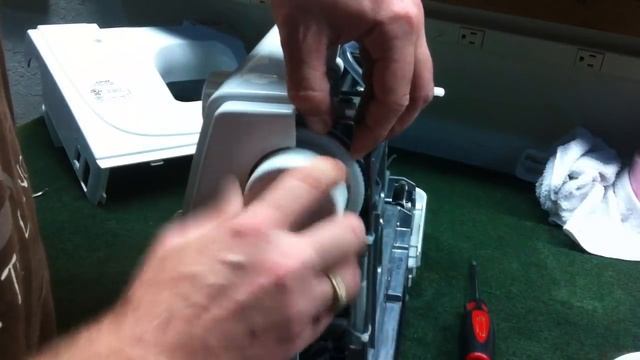 Singer 8280 sewing machine belt fix