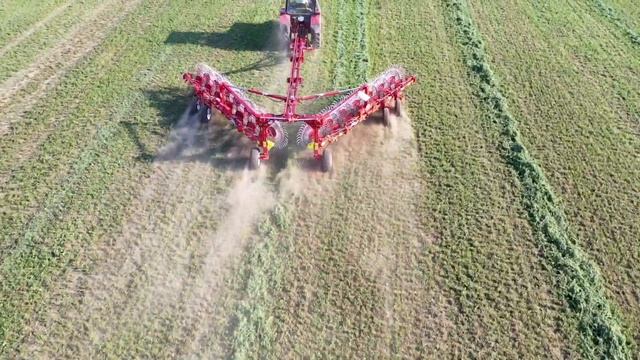 Грабли колесно-пальцевые "Ра-Рэйк 14+14" смотреть онлайн