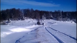 Mitsubishi Pajero 3.0 vs Nissan Patrol 4.2 in Deep Snow !