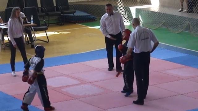 Мутлуай Дениз 3.1 ПОИНТ 18.09.15 Чемпионат и Первенство Республики Крым по кикбоксингу WAKO смотреть онлайн