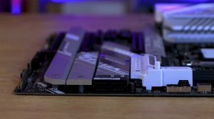 ASUS ROG STRIX Z790-A GAMING WIFI D4 - Unboxing & Review