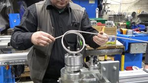 Трубогиб ручной - гибка спирали из трубы нержавейки D 6,3 мм на трубогибе PARTNER производства БМК