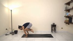 VINYASA YOGA PRACTICE (30 MIN) WITH ARM BALANCES | Yoga with DoYoga