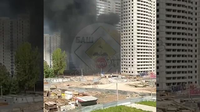 Пожар на строительной площадке, город Уфа.