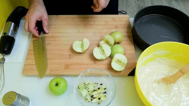 Шарлотка с ЯБЛОКАМИ смотреть онлайн