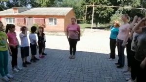 "Нос, пол, потолок" игра
