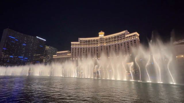 Las Vegas Bellagio Hotel Fountains ⛲️ смотреть онлайн