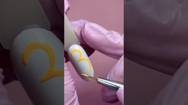 Дизайн на Новый год ? #shorts #новыйгод #ногти смотреть онлайн