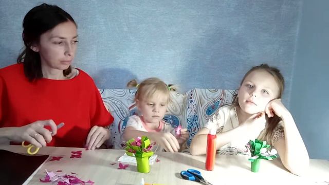 Букет на 8 Марта. Поделка из бумаги своими руками. #букетизбумаги#8марта#поделкаизбумаги смотреть онлайн