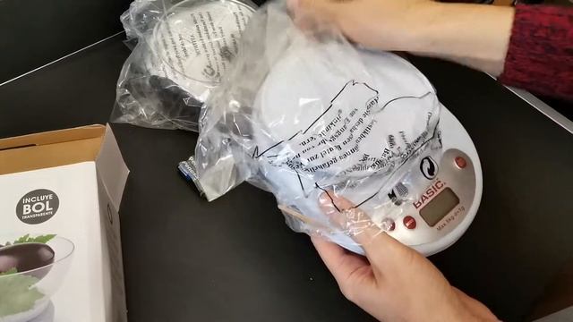 Virtuves svari elektroniskie. 5kg BASIC смотреть онлайн