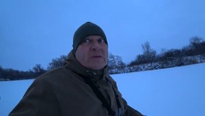 ЗИМНЯЯ РЫБАЛКА С НОЧЁВКОЙ в ДИКИХ МЕСТАХ! Щука на жерлицы и поставушки ч.1