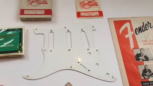 1956 10-56 Fender Stratocaster Body & Pickguard Review Eddie Vegas смотреть онлайн