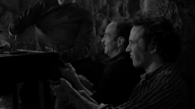 Неизвестные "Кошмары на улице вязов" смотреть онлайн