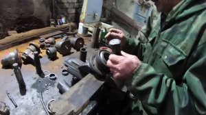 Ремонтируем заклинившие, спустя 900 га, не обслуживаемые ступицы дискатора БДМ-6х4 (БДТ-АГРО)