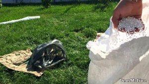 Пуфы из Мешков из под Кофе или как склеить спанбонд