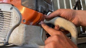 Для тех кто впервые взял в аренду бензорез Stihl ts 800 . Видео инструкция как его заводить ☝️