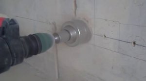 Коронка по бетону Matrix и Перфоратор Bosch PBH 3000-2 FRE
