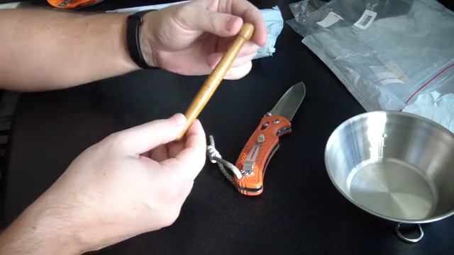 походная мини сковородка, палочка для массажа рук, держатель для сковородки смотреть онлайн