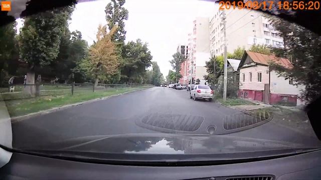 Вот так ездят в Саратове (астраханская/новоузенская) смотреть онлайн