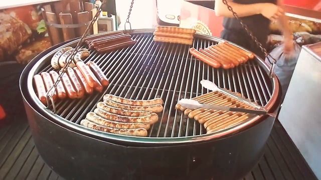 #Гриль #Grill #sausage #streetfood #food #еда #колбаски #сосиски #сосиськи #уличнаяеда #ковбаски #e
