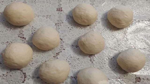 Белорусские смаженки с сосисками и сыром