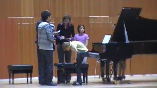 49 - Lang Lang teaches foundation's students ( rehearsal ) in Duisburg Germany . part 5 of 14.mp4