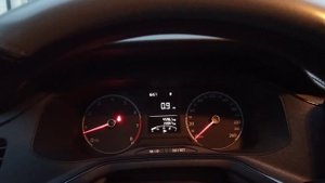ПРИБОРКА ПОДСКАЖЕТ, КОГДА ВКЛЮЧИТЬ СВЕТ.ПОЛЕЗНАЯ ФИЧА#2.POLO 2020. ДАТЧИК СВЕТА,