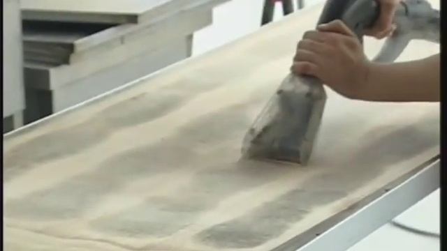 Уборка паром сильной грязи парогенератором Bieffe CleanVapor смотреть онлайн