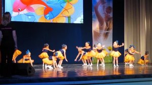 23.11.2019. Концерт "День матери". Группа "Одуванчики". Танец "Ладушки"