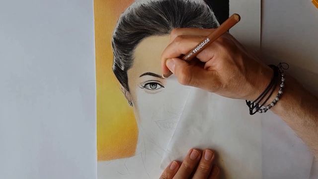 Drawing pencil kolored Angelina Jolie 1\2.Рисование цветными карандашами Анжелина Джоли 1\2 смотреть онлайн