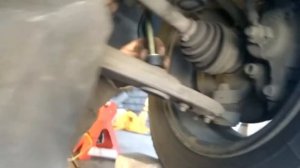Daewoo sens 1.3 L 2004 г. ремонт, замена втулок и стоек стабилизатора влог 27