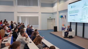 Депутат Госдумы РФ Павел Завальный рассказал студентам ЮГУ о будущем нефтяной отрасли