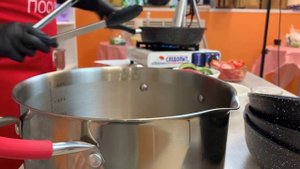 Какой должна быть сковорода. Сковорода с каменным покрытием StoneChef. Лотос TV