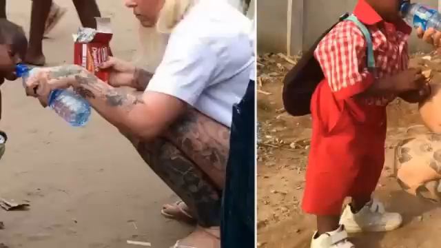 Após Um ano depois, meninoo abandonado por 'bruxria' tem foto recriadaa na Ngéria. смотреть онлайн