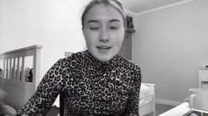 живу день как КАЙЛИ ДЖЕННЕР