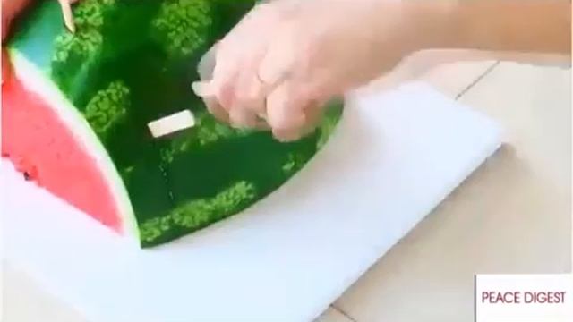 Как правильно резать арбуз...
