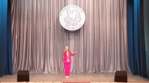 а мне бы петь и танцевать